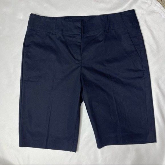 Ann Taylor Pants - Ann Taylor Black Modern Fit Boardwalk Shorts Size 6 NWT